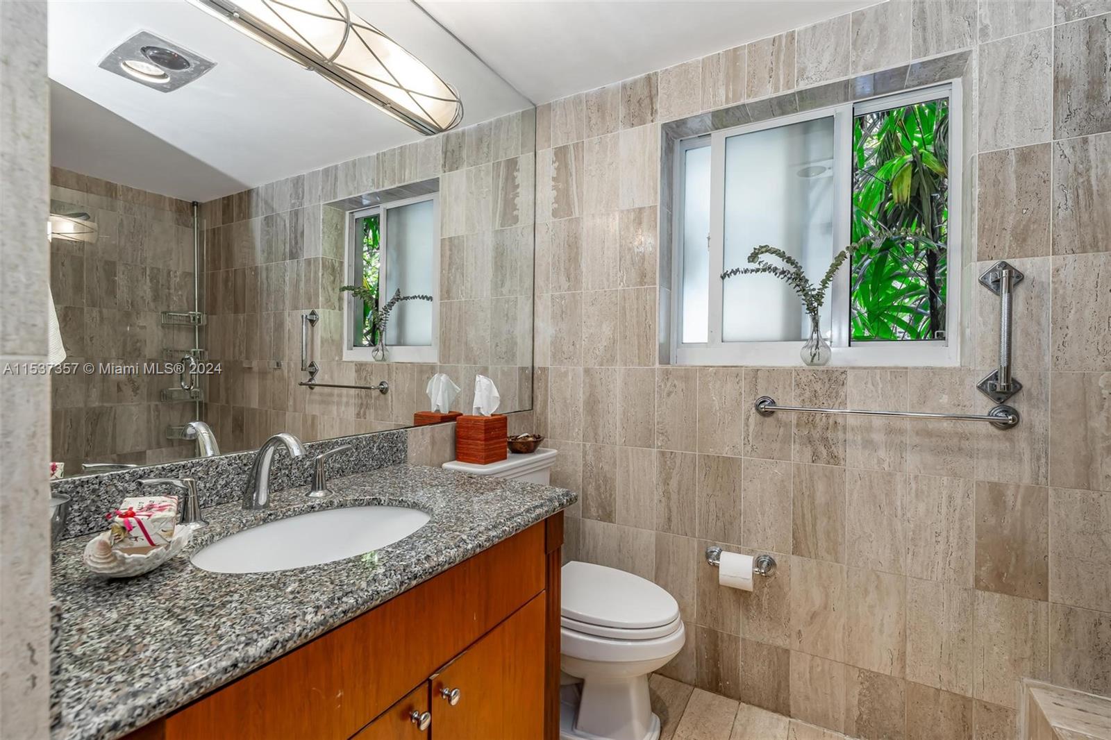 3701 Chase Ave, Miami Beach, FL, 33140 United States, 4 Bedrooms Bedrooms, ,3 BathroomsBathrooms,Residential,For Sale,Chase Ave,A11537357