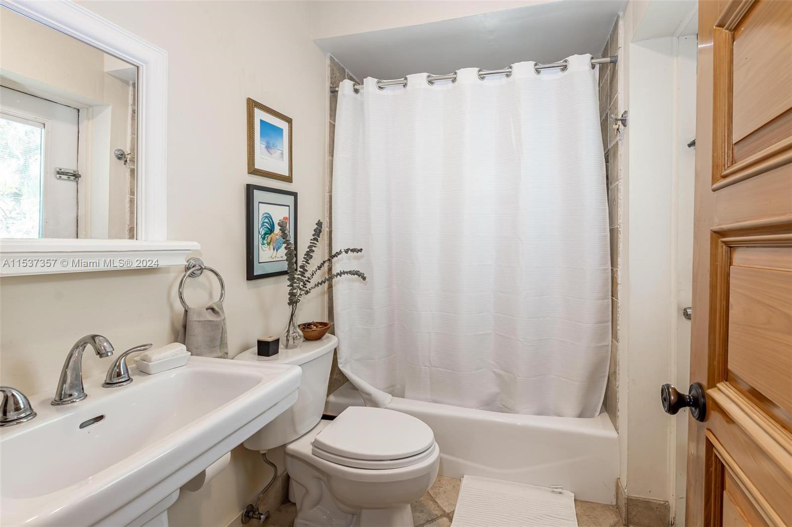 3701 Chase Ave, Miami Beach, FL, 33140 United States, 4 Bedrooms Bedrooms, ,3 BathroomsBathrooms,Residential,For Sale,Chase Ave,A11537357