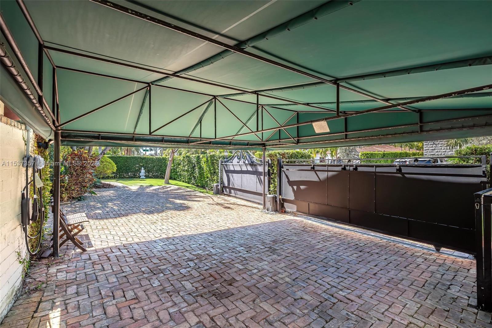 3701 Chase Ave, Miami Beach, FL, 33140 United States, 4 Bedrooms Bedrooms, ,3 BathroomsBathrooms,Residential,For Sale,Chase Ave,A11537357