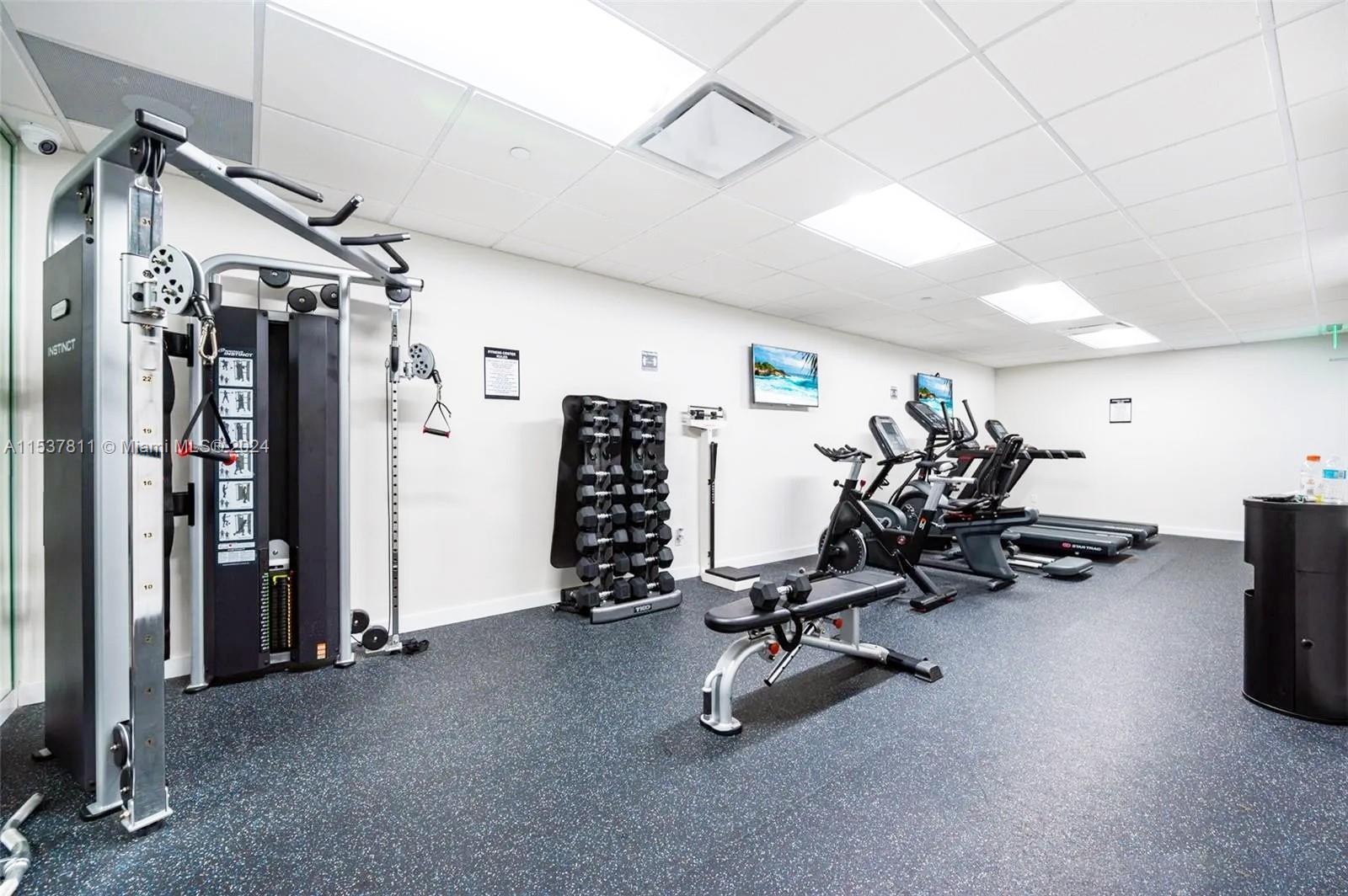 4301 Collins Ave 902, Miami Beach, Florida 33140, 2 Bedrooms Bedrooms, ,2 BathroomsBathrooms,Residentiallease,For Rent,4301 Collins Ave 902,A11537811