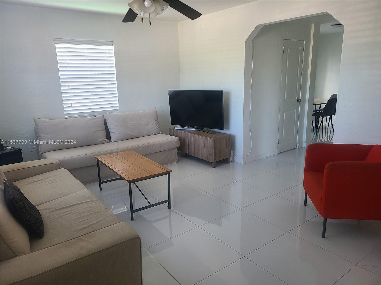 812 86th St 1, Miami Beach, Florida 33141, 3 Bedrooms Bedrooms, ,2 BathroomsBathrooms,Residentiallease,For Rent,812 86th St 1,A11537799