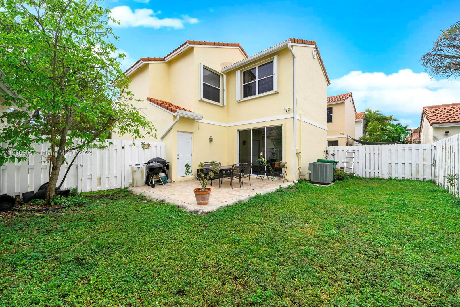 894 179th Ave, Pembroke Pines, FL, 33029 United States, 3 Bedrooms Bedrooms, ,2 BathroomsBathrooms,Residential,For Sale,179th Ave,A11536966