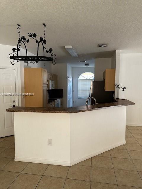 2710 SW 154th Ct, Miami, Florida 33185, 3 Bedrooms Bedrooms, ,2 BathroomsBathrooms,Residentiallease,For Rent,2710 SW 154th Ct,A11537862