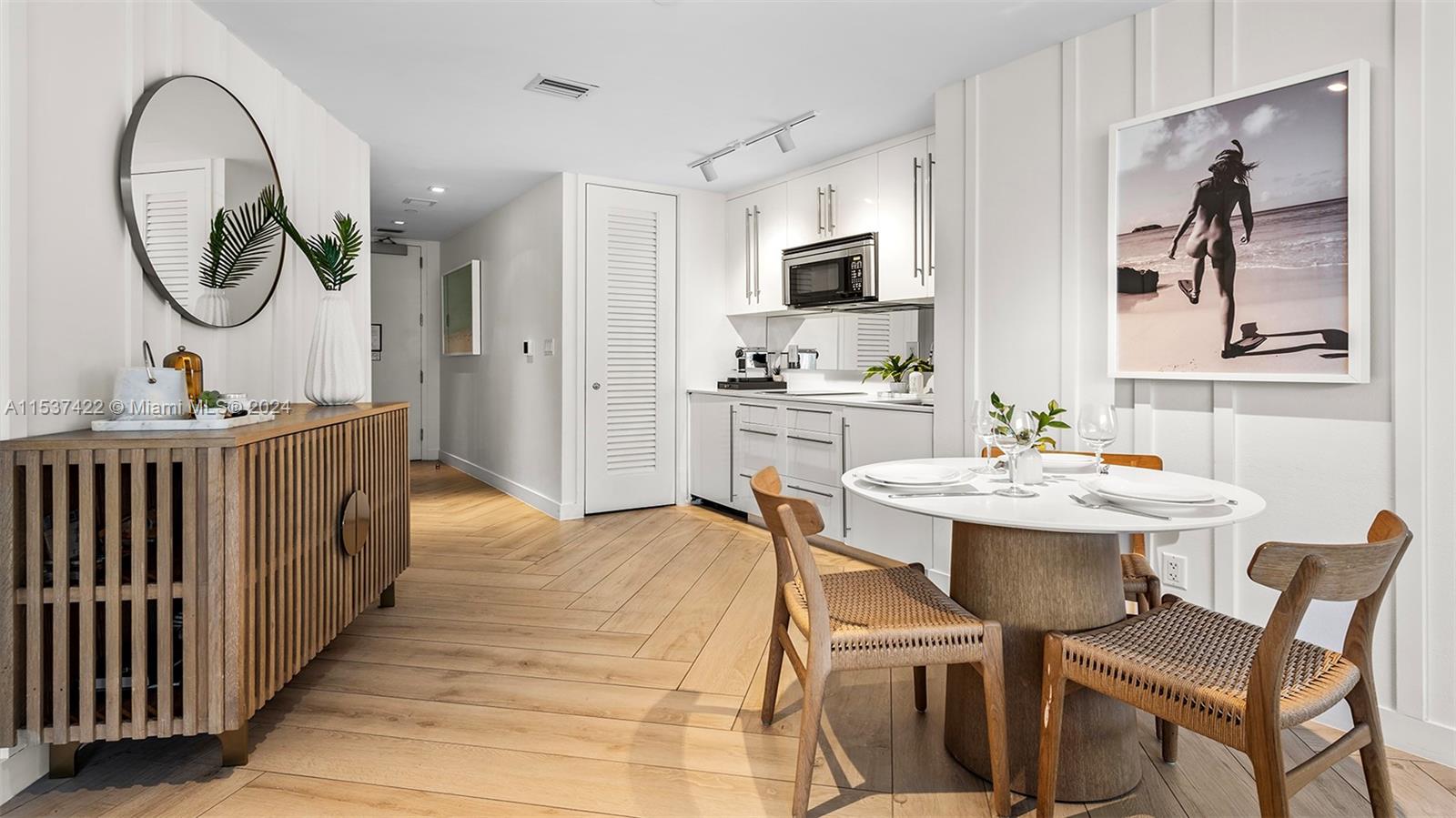 2201 Collins Ave 711, Miami Beach, Florida 33139, 2 Bedrooms Bedrooms, ,2 BathroomsBathrooms,Residential,For Sale,2201 Collins Ave 711,A11537422