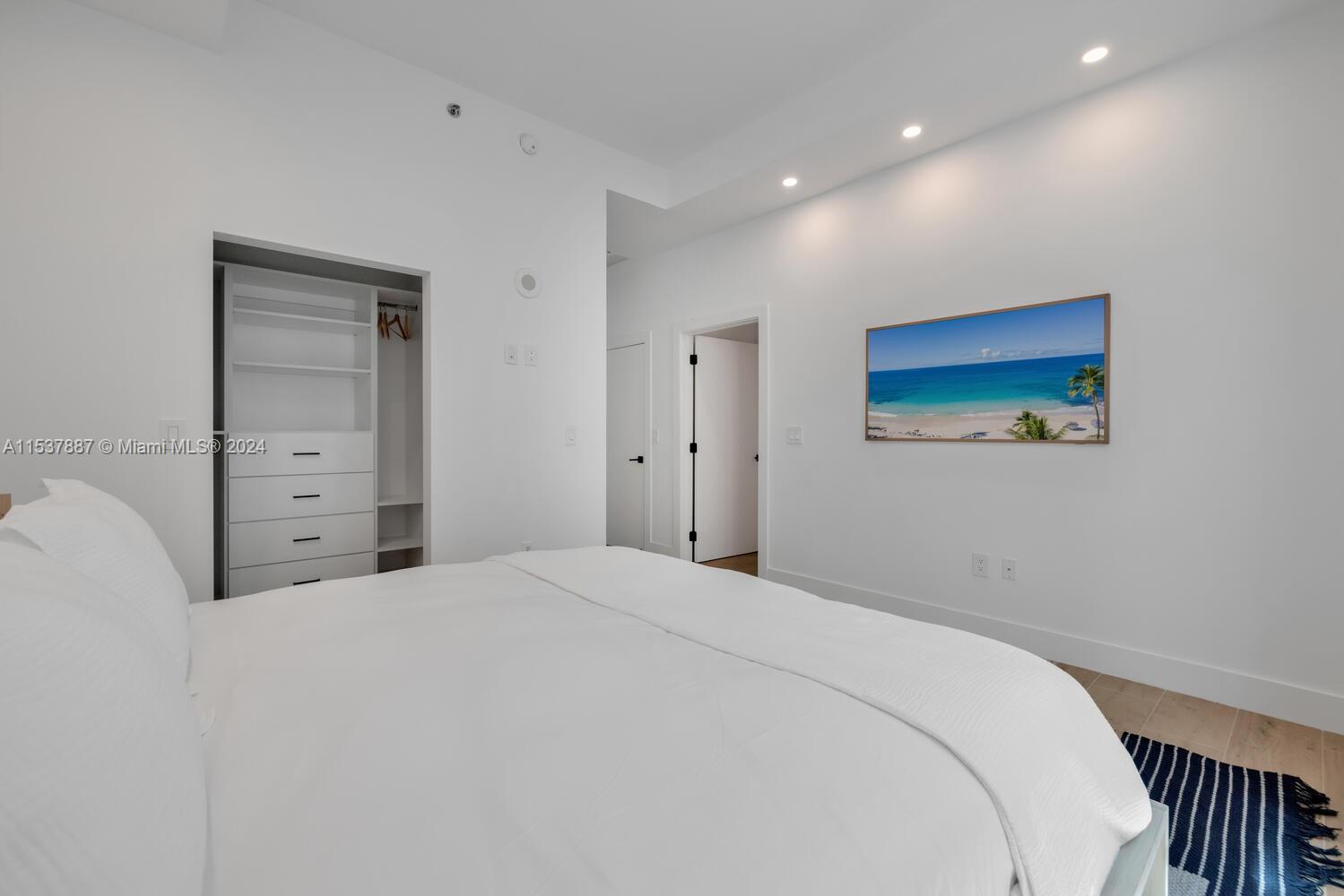 950 Brickell Bay Dr 201, Miami, Florida 33131, 2 Bedrooms Bedrooms, ,2 BathroomsBathrooms,Residentiallease,For Rent,950 Brickell Bay Dr 201,A11537887