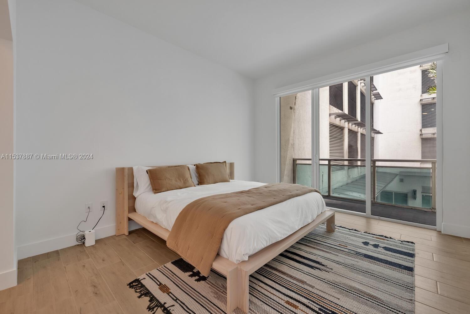 950 Brickell Bay Dr 201, Miami, Florida 33131, 2 Bedrooms Bedrooms, ,2 BathroomsBathrooms,Residentiallease,For Rent,950 Brickell Bay Dr 201,A11537887