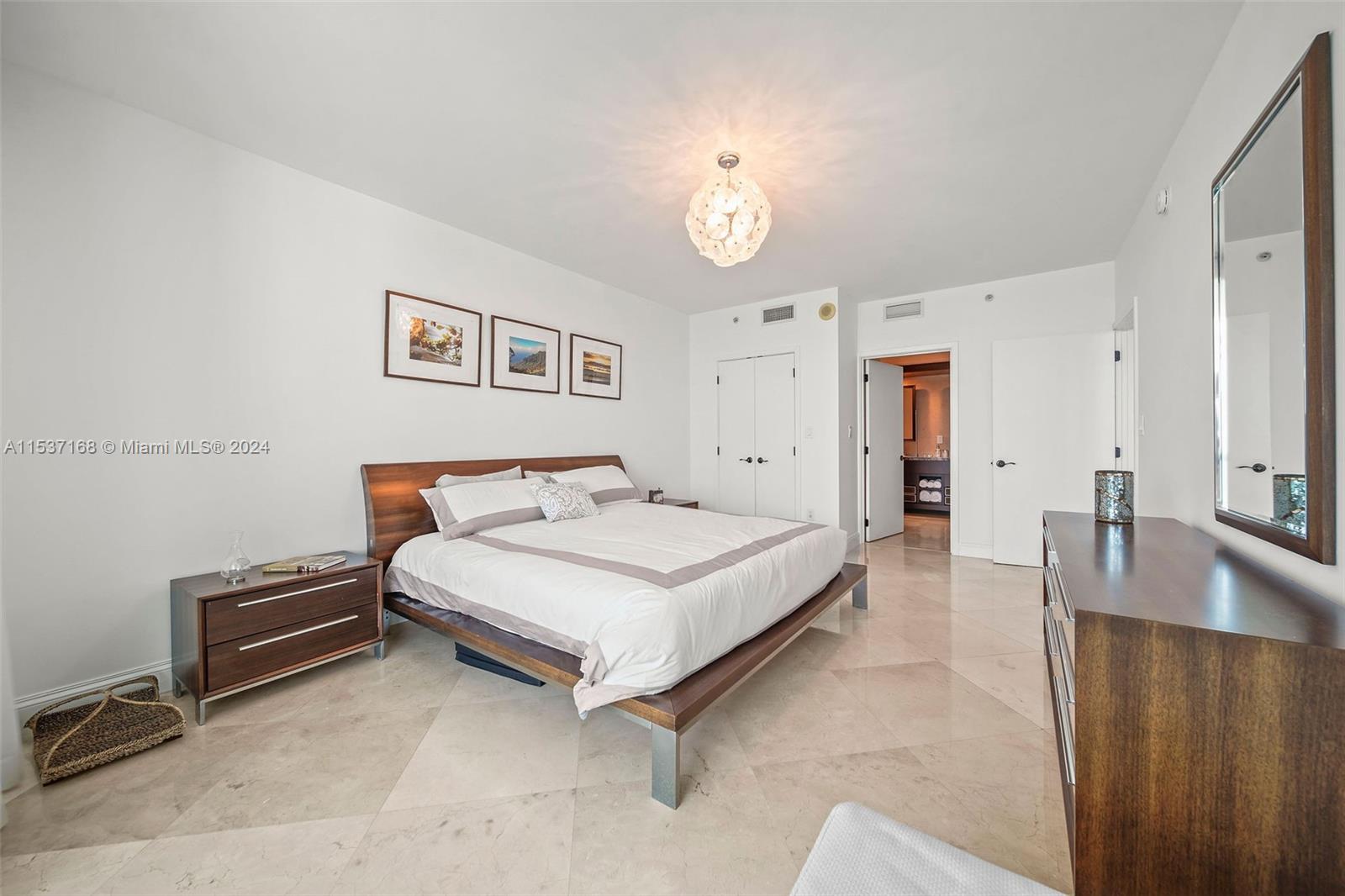 6799 Collins Ave PH04, Miami Beach, Florida 33141, 2 Bedrooms Bedrooms, ,2 BathroomsBathrooms,Residentiallease,For Rent,6799 Collins Ave PH04,A11537168