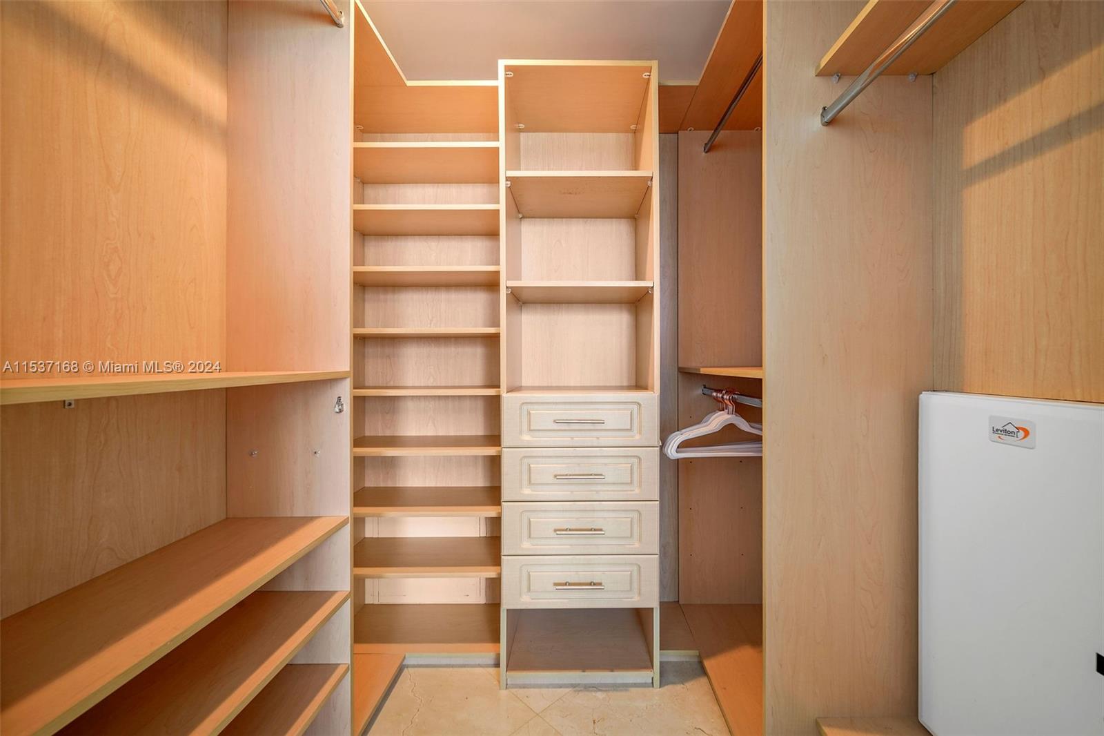 6799 Collins Ave PH04, Miami Beach, Florida 33141, 2 Bedrooms Bedrooms, ,2 BathroomsBathrooms,Residentiallease,For Rent,6799 Collins Ave PH04,A11537168