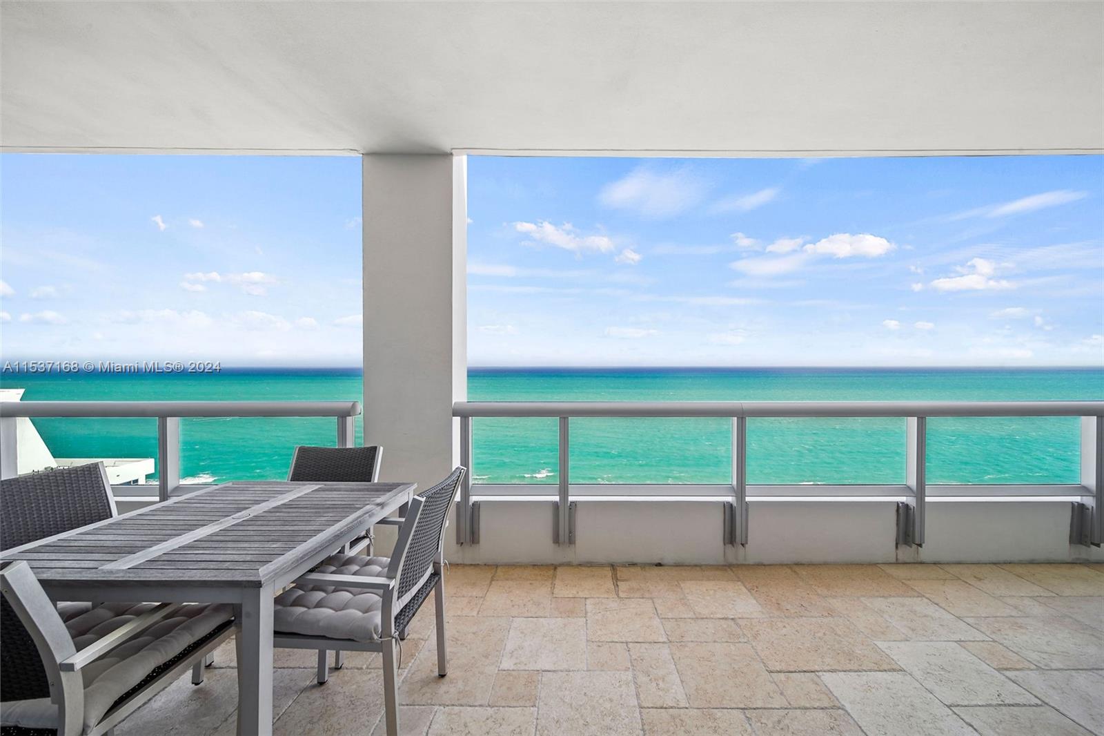 6799 Collins Ave PH04, Miami Beach, Florida 33141, 2 Bedrooms Bedrooms, ,2 BathroomsBathrooms,Residentiallease,For Rent,6799 Collins Ave PH04,A11537168