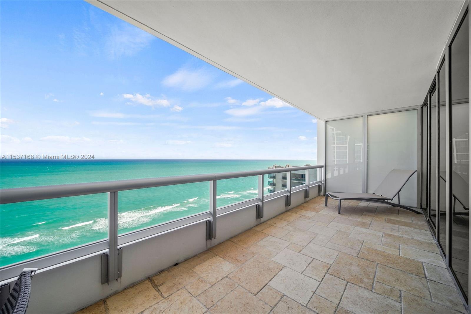 6799 Collins Ave PH04, Miami Beach, Florida 33141, 2 Bedrooms Bedrooms, ,2 BathroomsBathrooms,Residentiallease,For Rent,6799 Collins Ave PH04,A11537168
