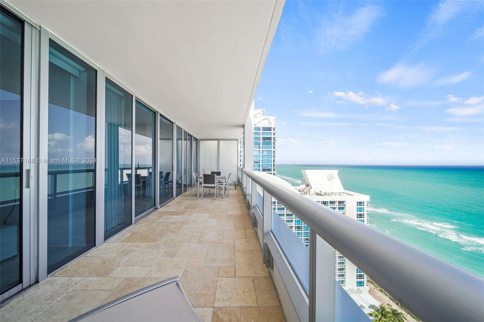 6799 Collins Ave PH04, Miami Beach, Florida 33141, 2 Bedrooms Bedrooms, ,2 BathroomsBathrooms,Residentiallease,For Rent,6799 Collins Ave PH04,A11537168