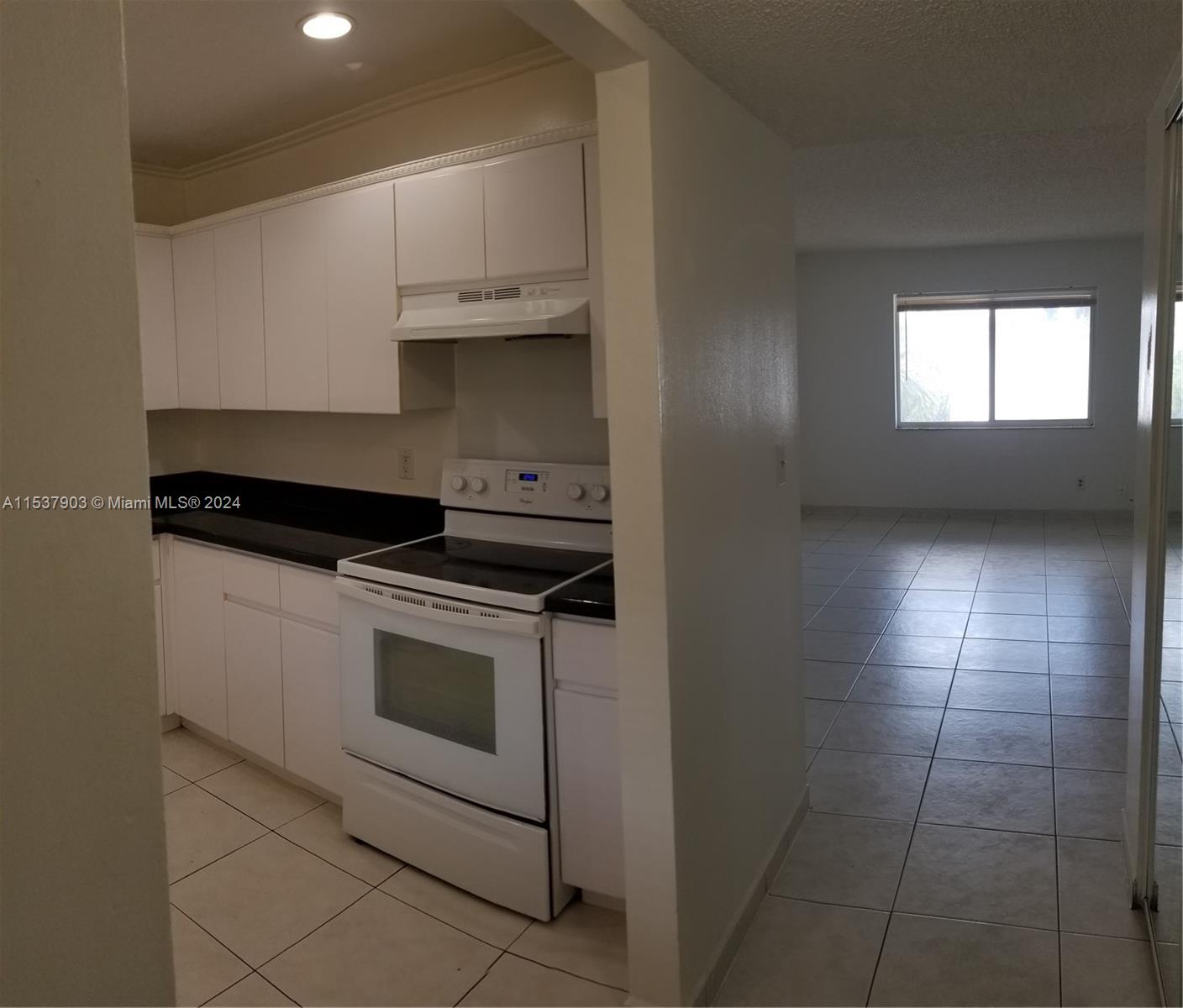 724 NE 4th St #8 For Sale A11537903, FL