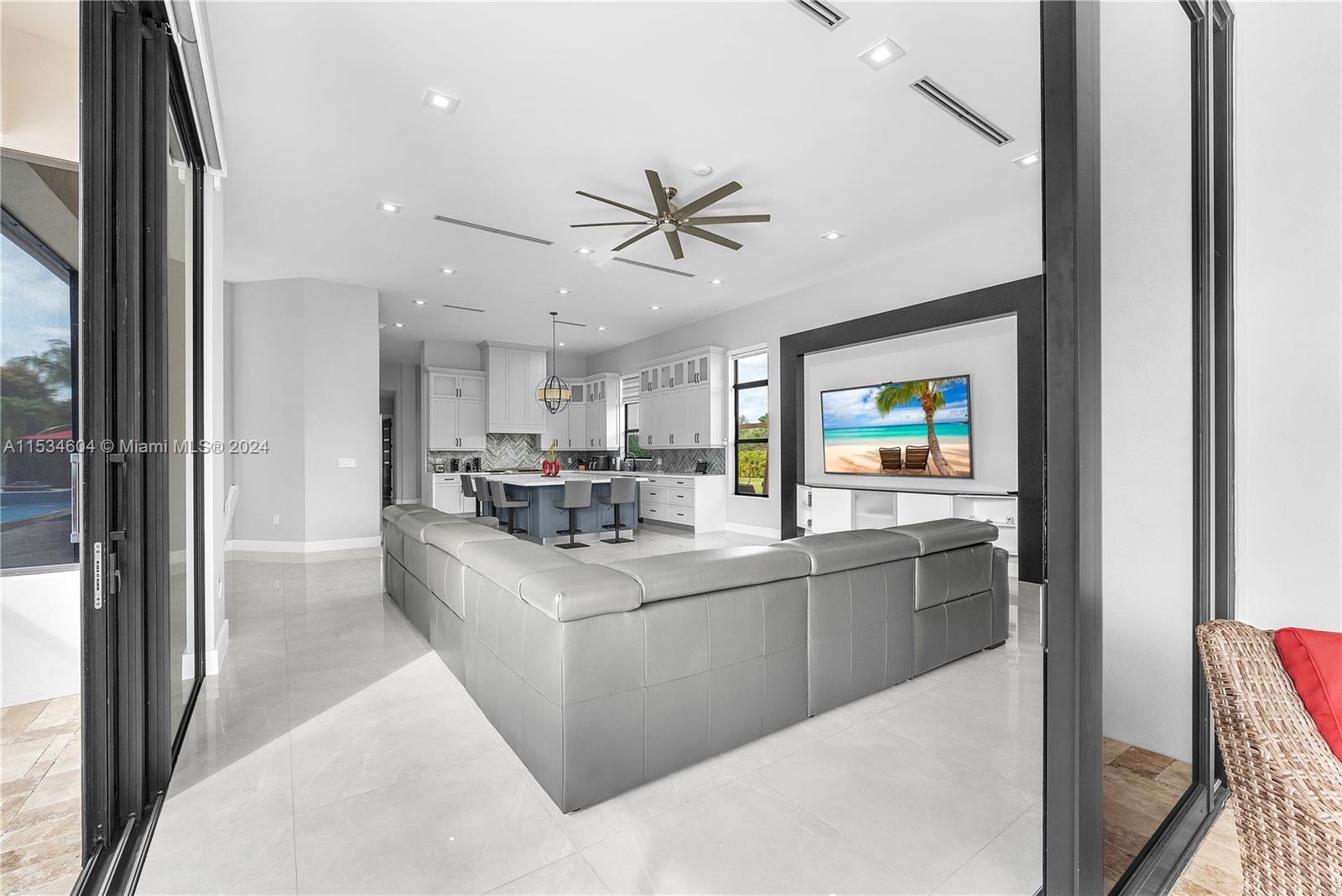 18900 49th St, Southwest Ranches, FL, 33332 United States, 5 Bedrooms Bedrooms, ,6 BathroomsBathrooms,Residential,For Sale,49th St,A11534604