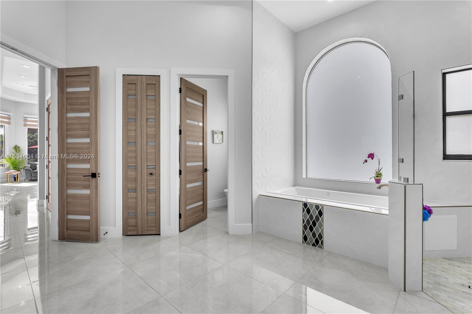 18900 49th St, Southwest Ranches, FL, 33332 United States, 5 Bedrooms Bedrooms, ,6 BathroomsBathrooms,Residential,For Sale,49th St,A11534604