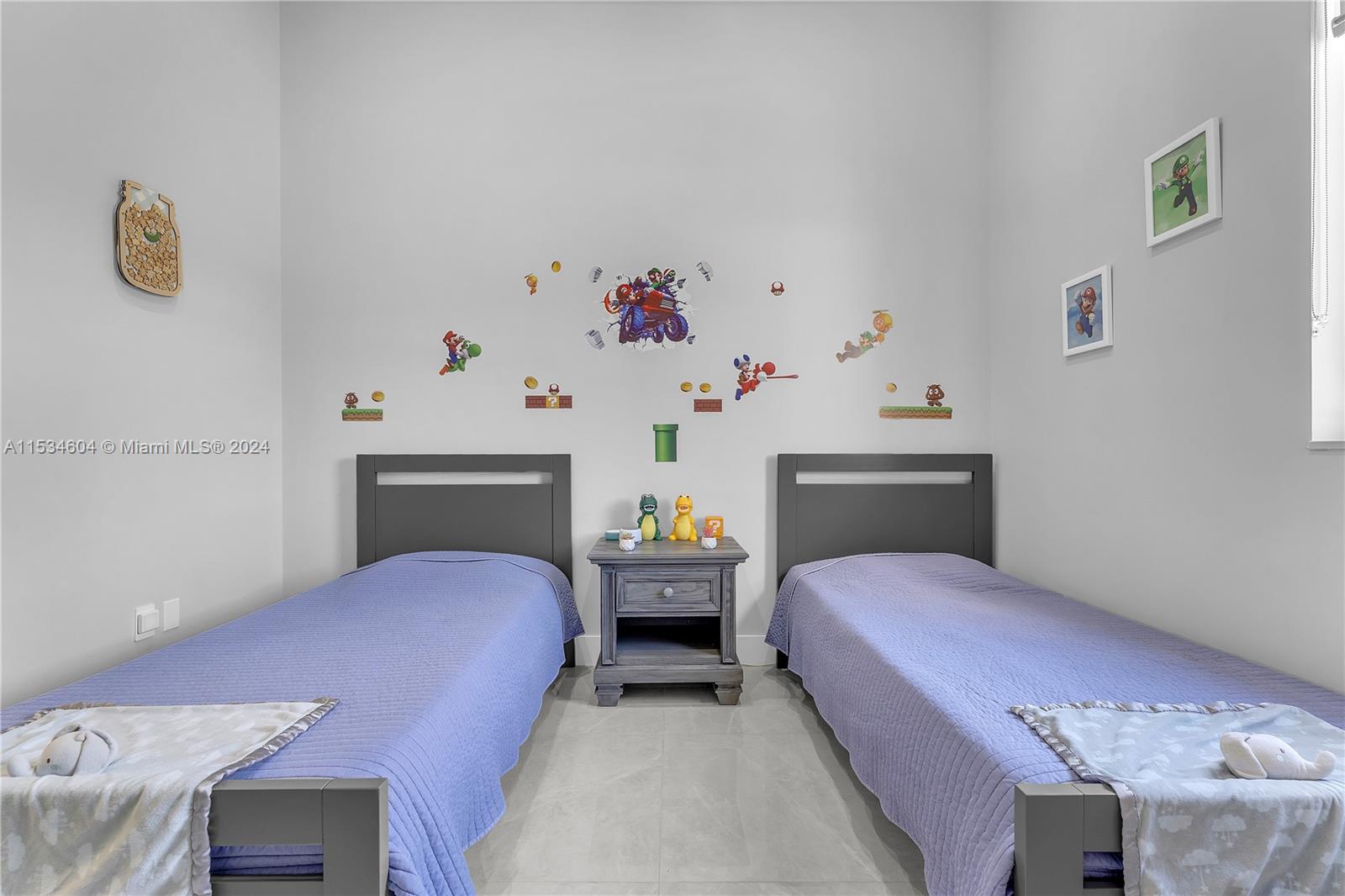 18900 49th St, Southwest Ranches, FL, 33332 United States, 5 Bedrooms Bedrooms, ,6 BathroomsBathrooms,Residential,For Sale,49th St,A11534604