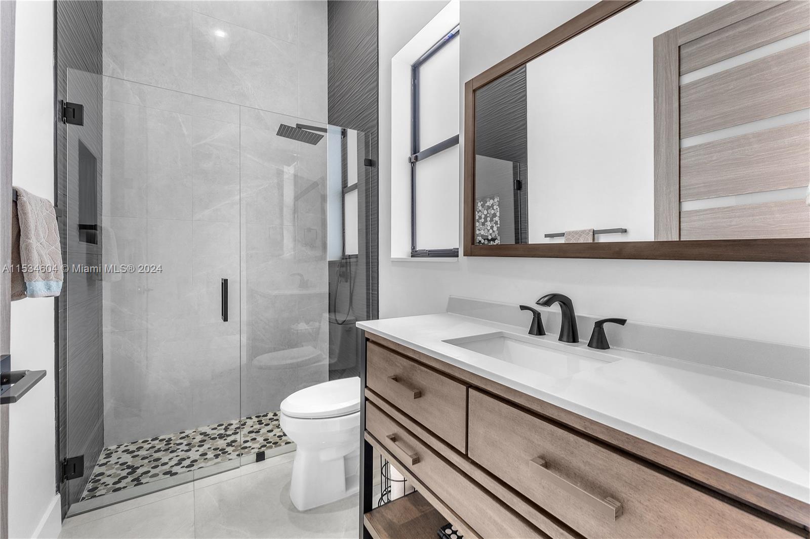 18900 49th St, Southwest Ranches, FL, 33332 United States, 5 Bedrooms Bedrooms, ,6 BathroomsBathrooms,Residential,For Sale,49th St,A11534604