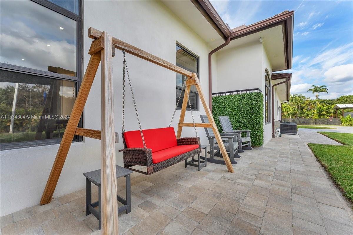 18900 49th St, Southwest Ranches, FL, 33332 United States, 5 Bedrooms Bedrooms, ,6 BathroomsBathrooms,Residential,For Sale,49th St,A11534604