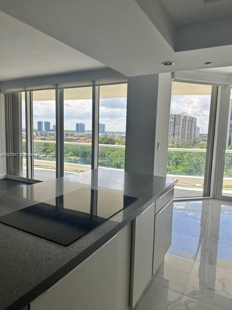 7000 Island Blvd 908, Aventura, Florida 33160, 2 Bedrooms Bedrooms, ,2 BathroomsBathrooms,Residentiallease,For Rent,7000 Island Blvd 908,A11537917