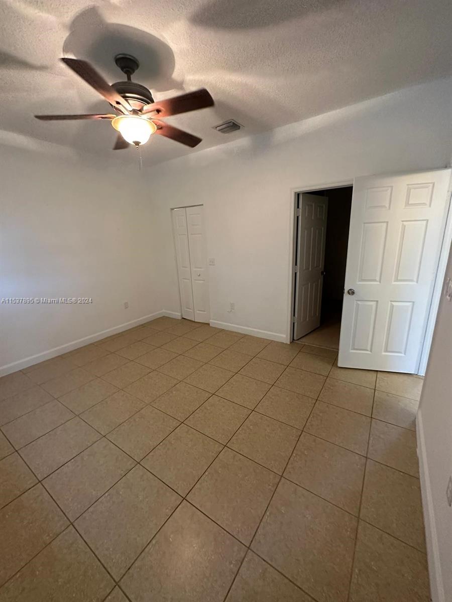 2589 NE 4th St 205, Homestead, Florida 33033, 2 Bedrooms Bedrooms, ,2 BathroomsBathrooms,Residential,For Sale,2589 NE 4th St 205,A11537895