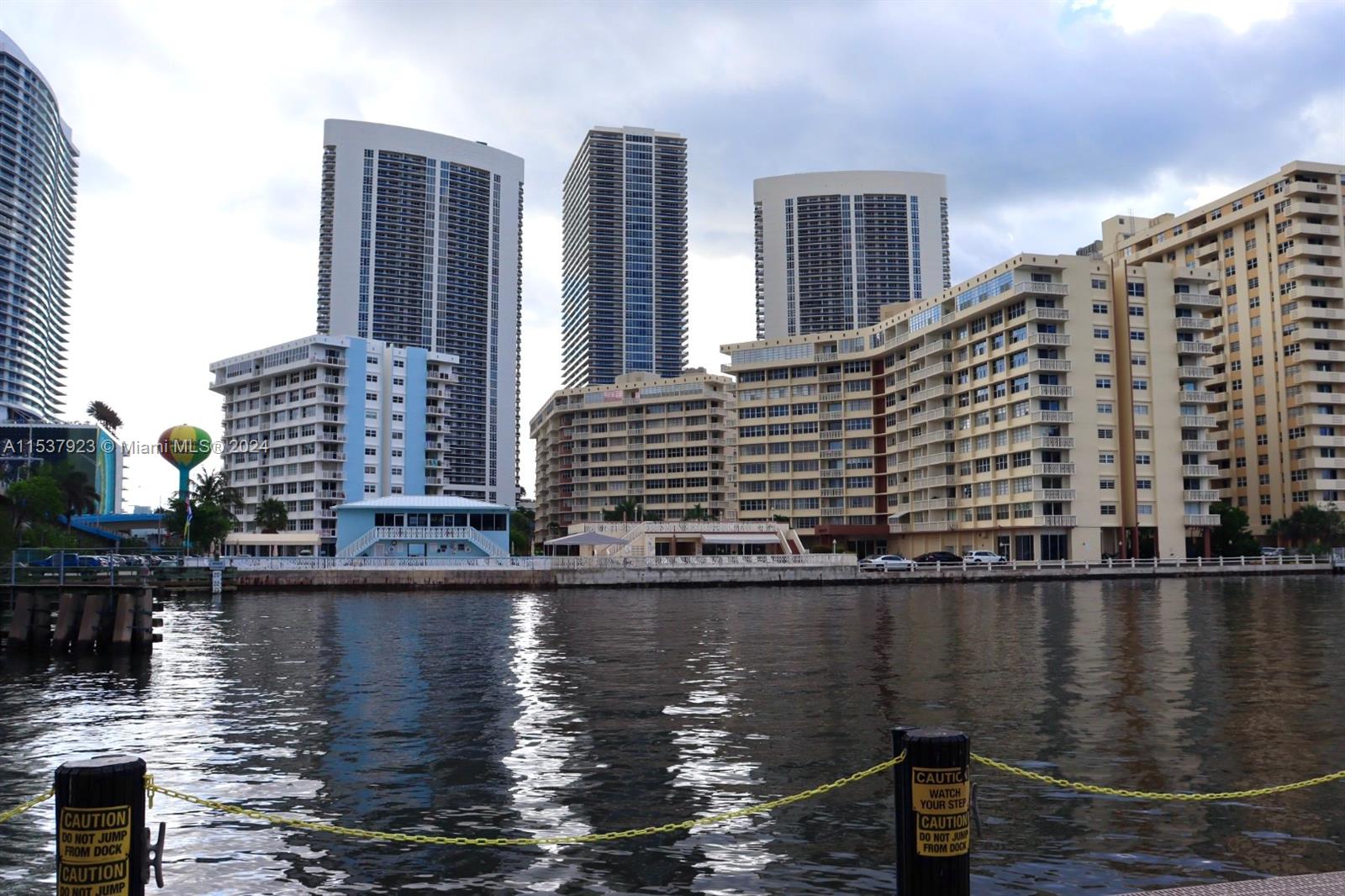 2602 E Hallandale Beach Blvd R306, Hallandale Beach, Florida 33009, 2 Bedrooms Bedrooms, ,2 BathroomsBathrooms,Residential,For Sale,2602 E Hallandale Beach Blvd R306,A11537923