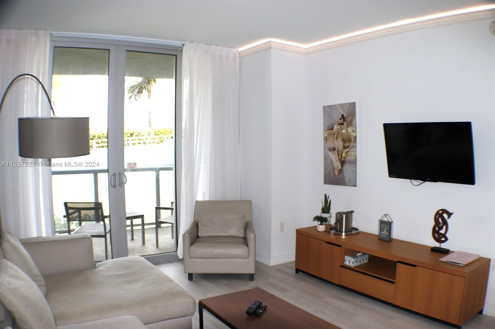 2602 E Hallandale Beach Blvd R306, Hallandale Beach, Florida 33009, 2 Bedrooms Bedrooms, ,2 BathroomsBathrooms,Residential,For Sale,2602 E Hallandale Beach Blvd R306,A11537923