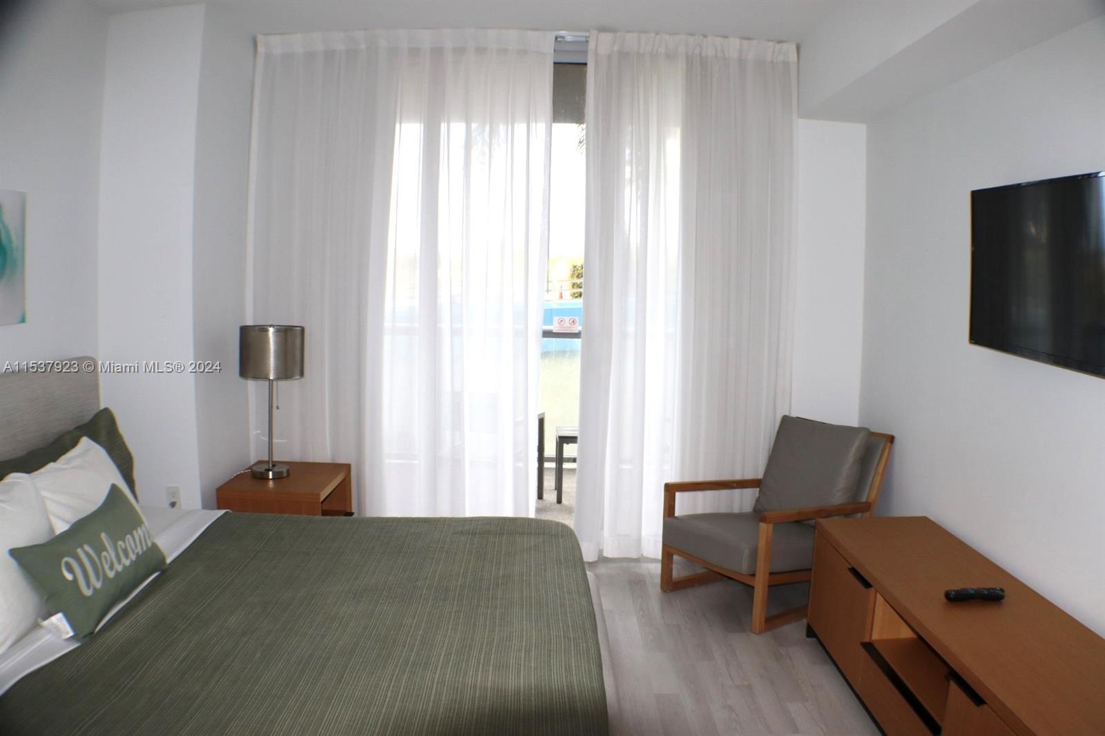 2602 E Hallandale Beach Blvd R306, Hallandale Beach, Florida 33009, 2 Bedrooms Bedrooms, ,2 BathroomsBathrooms,Residential,For Sale,2602 E Hallandale Beach Blvd R306,A11537923