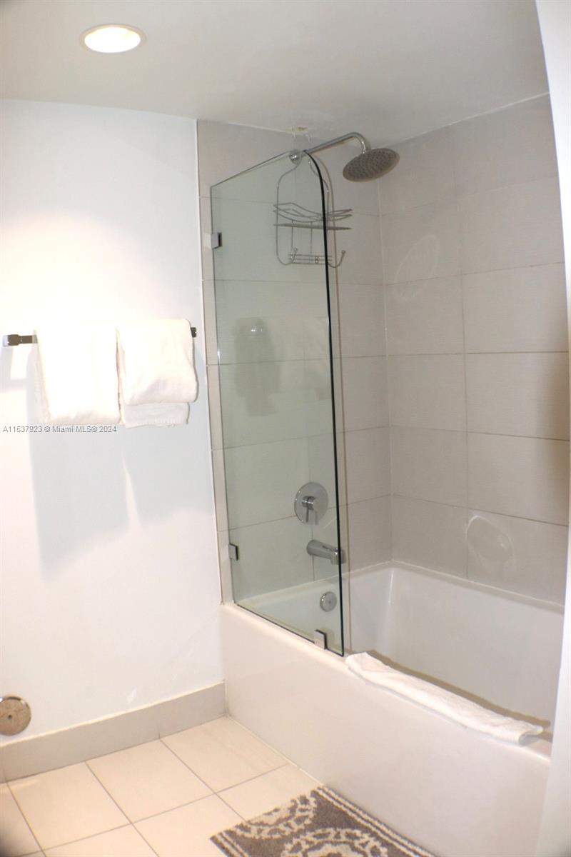 2602 E Hallandale Beach Blvd R306, Hallandale Beach, Florida 33009, 2 Bedrooms Bedrooms, ,2 BathroomsBathrooms,Residential,For Sale,2602 E Hallandale Beach Blvd R306,A11537923