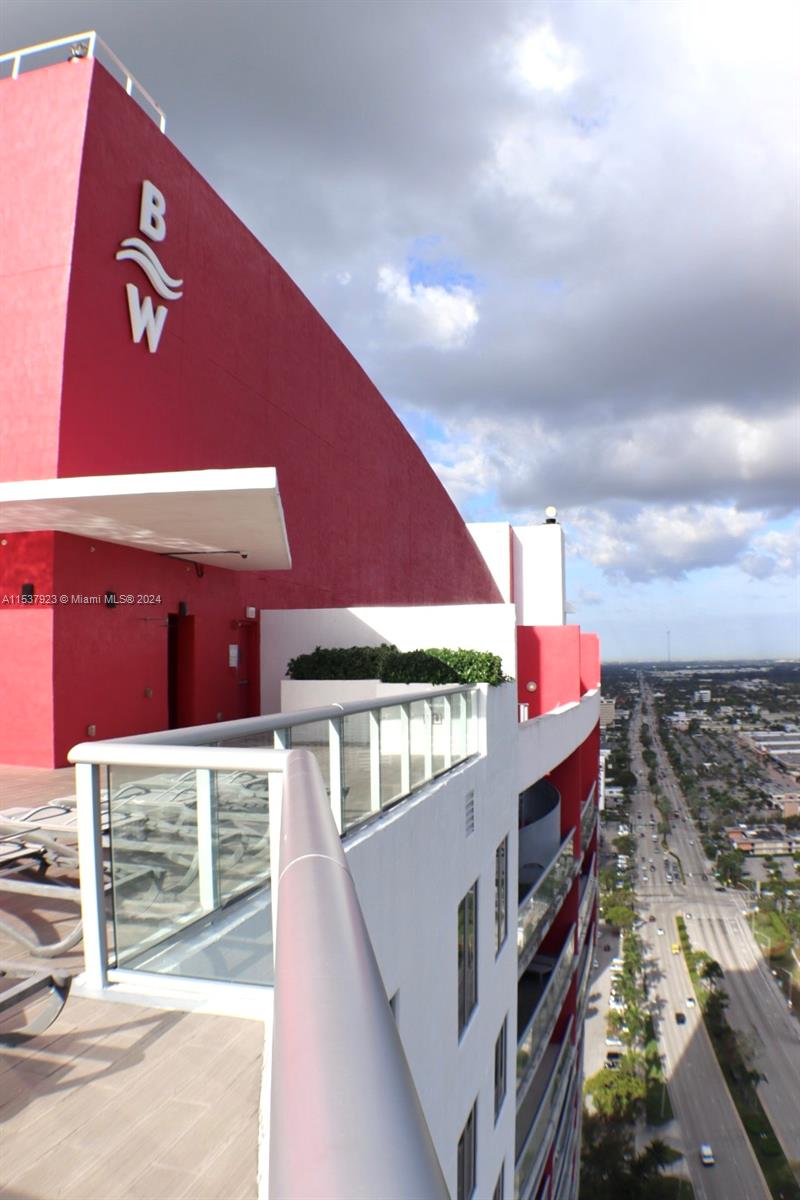 2602 E Hallandale Beach Blvd R306, Hallandale Beach, Florida 33009, 2 Bedrooms Bedrooms, ,2 BathroomsBathrooms,Residential,For Sale,2602 E Hallandale Beach Blvd R306,A11537923