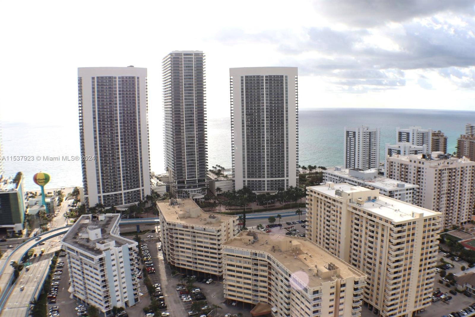 2602 E Hallandale Beach Blvd R306, Hallandale Beach, Florida 33009, 2 Bedrooms Bedrooms, ,2 BathroomsBathrooms,Residential,For Sale,2602 E Hallandale Beach Blvd R306,A11537923