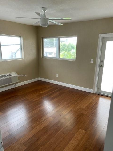 2121 Biarritz Dr 4, Miami Beach, Florida 33141, 2 Bedrooms Bedrooms, ,2 BathroomsBathrooms,Residentiallease,For Rent,2121 Biarritz Dr 4,A11537924