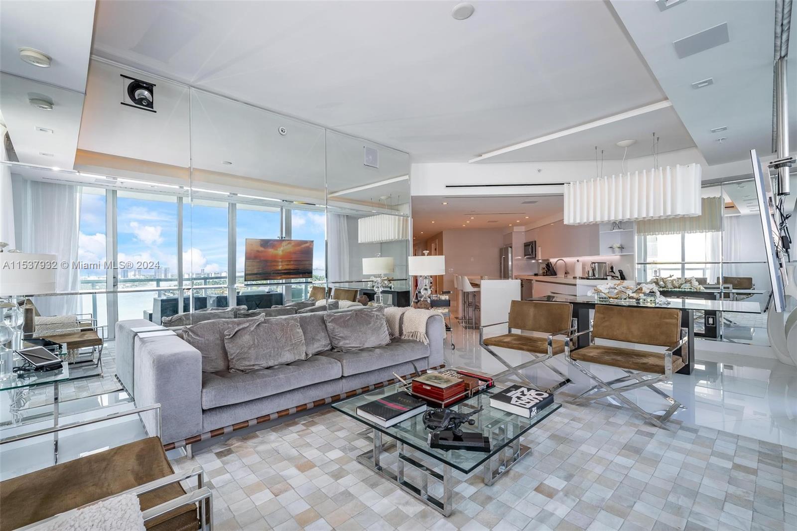 6700 Indian Creek Dr PH8, Miami Beach, Florida 33141, 3 Bedrooms Bedrooms, ,3 BathroomsBathrooms,Residential,For Sale,6700 Indian Creek Dr PH8,A11537932