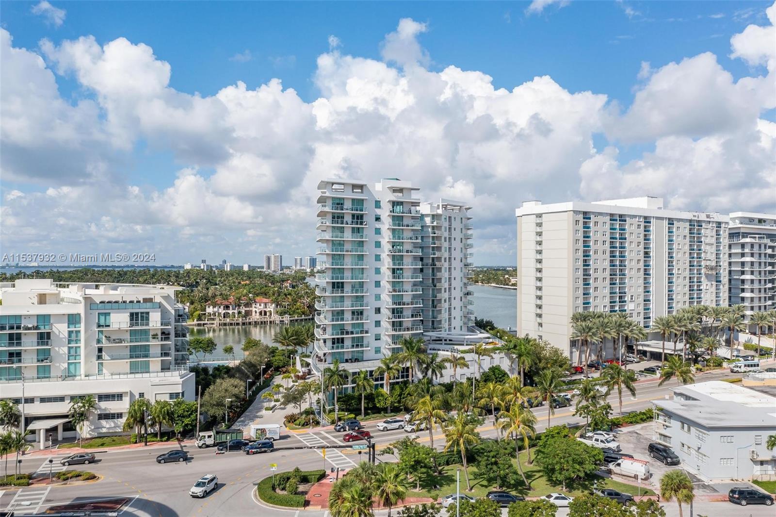 6700 Indian Creek Dr PH8, Miami Beach, Florida 33141, 3 Bedrooms Bedrooms, ,3 BathroomsBathrooms,Residential,For Sale,6700 Indian Creek Dr PH8,A11537932