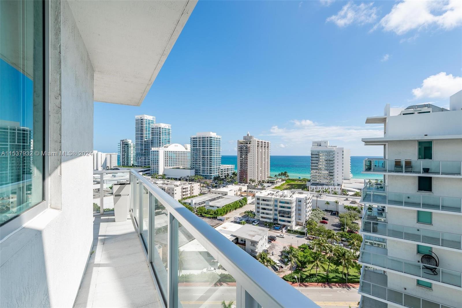 6700 Indian Creek Dr PH8, Miami Beach, Florida 33141, 3 Bedrooms Bedrooms, ,3 BathroomsBathrooms,Residential,For Sale,6700 Indian Creek Dr PH8,A11537932