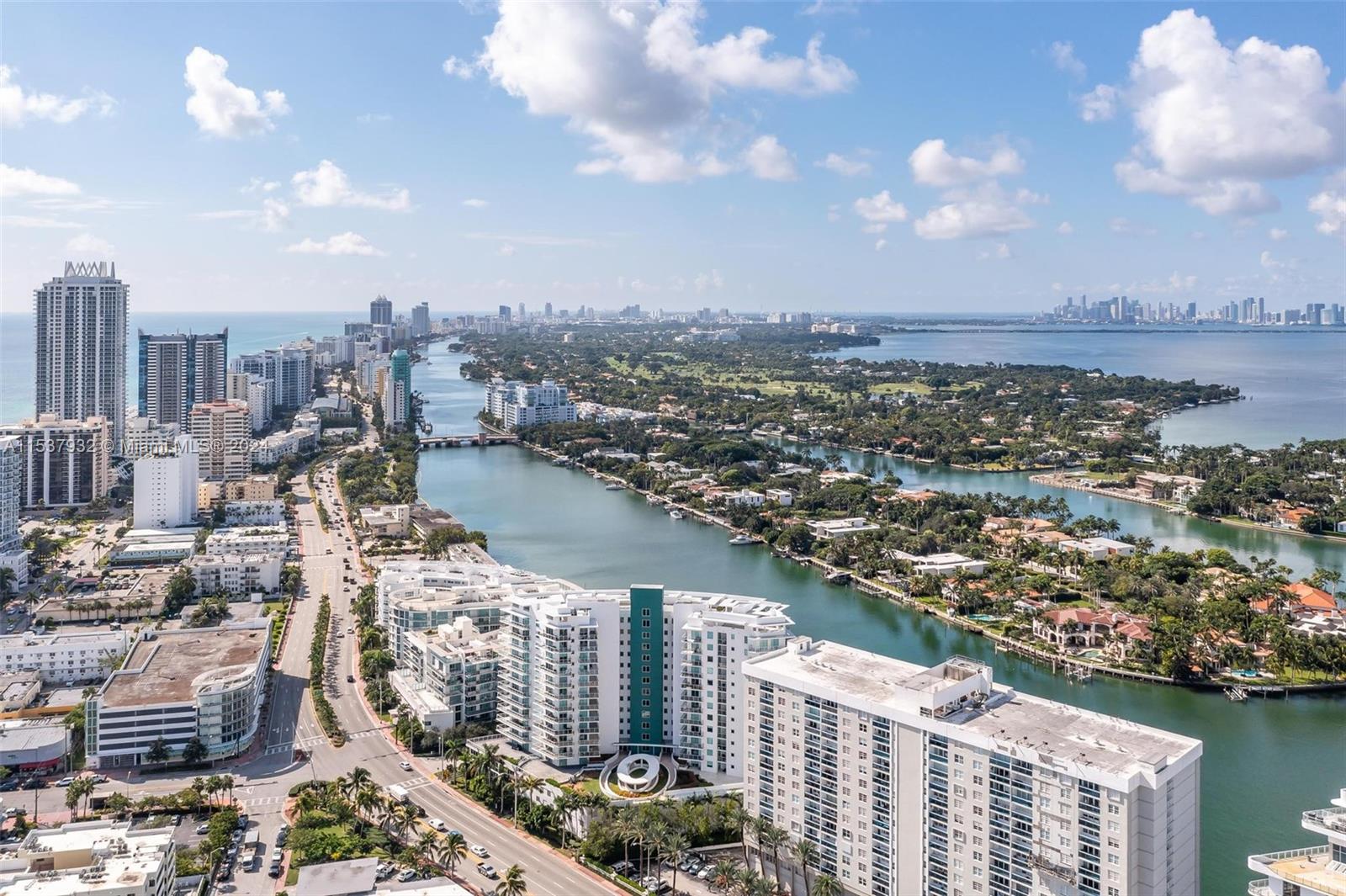 6700 Indian Creek Dr PH8, Miami Beach, Florida 33141, 3 Bedrooms Bedrooms, ,3 BathroomsBathrooms,Residential,For Sale,6700 Indian Creek Dr PH8,A11537932