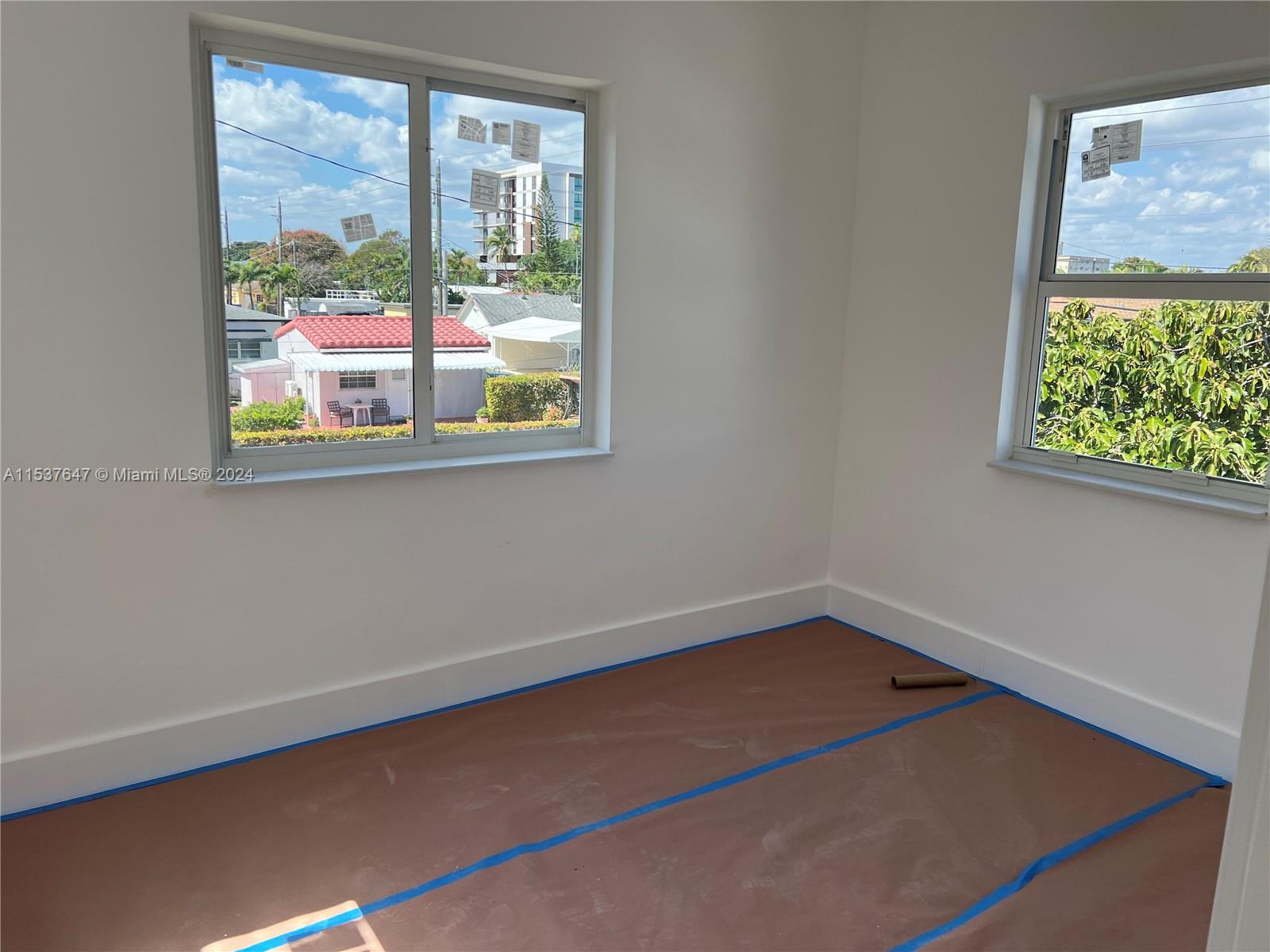 1015 S 17th Ave 7, Hollywood, Florida 33020, 1 Bedroom Bedrooms, ,1 BathroomBathrooms,Residentiallease,For Rent,1015 S 17th Ave 7,A11537647