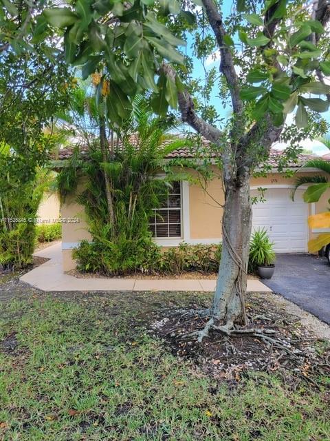 1176 SW 180th Ter  For Sale A11536845, FL
