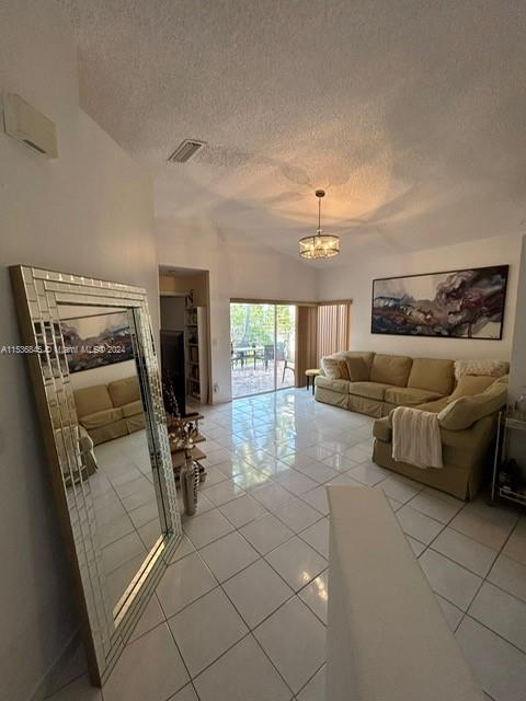 1176 180th Ter, Pembroke Pines, FL, 33029 United States, 3 Bedrooms Bedrooms, ,2 BathroomsBathrooms,Residential,For Sale,180th Ter,A11536845