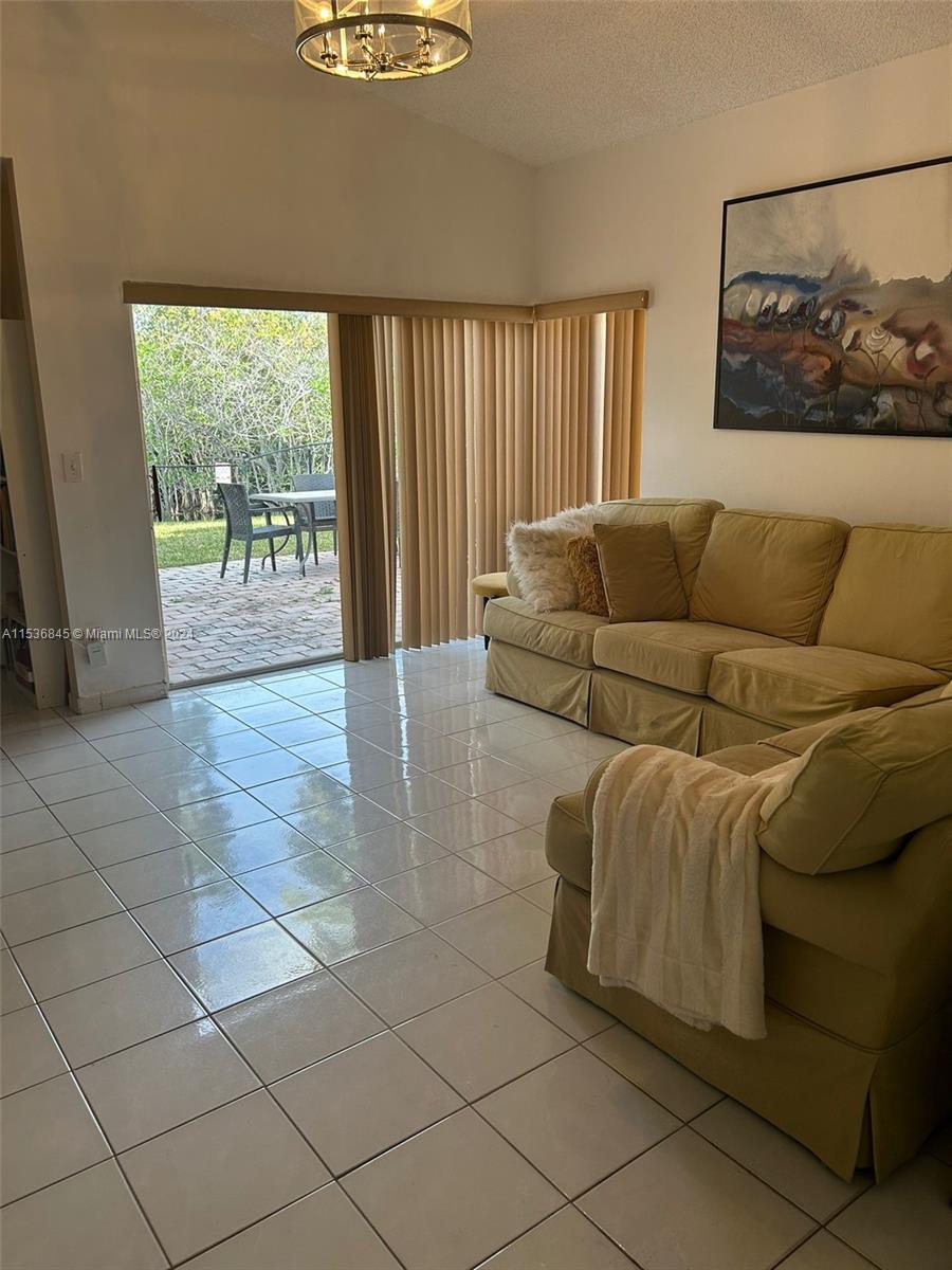 1176 180th Ter, Pembroke Pines, FL, 33029 United States, 3 Bedrooms Bedrooms, ,2 BathroomsBathrooms,Residential,For Sale,180th Ter,A11536845