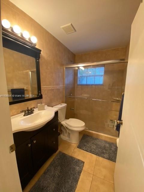 1176 180th Ter, Pembroke Pines, FL, 33029 United States, 3 Bedrooms Bedrooms, ,2 BathroomsBathrooms,Residential,For Sale,180th Ter,A11536845