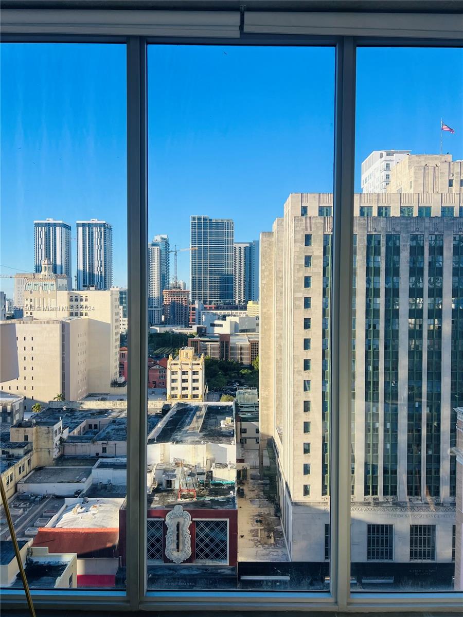 151 SE 1st St 1610, Miami, Florida 33131, 1 Bedroom Bedrooms, ,1 BathroomBathrooms,Residential,For Sale,151 SE 1st St 1610,A11537806