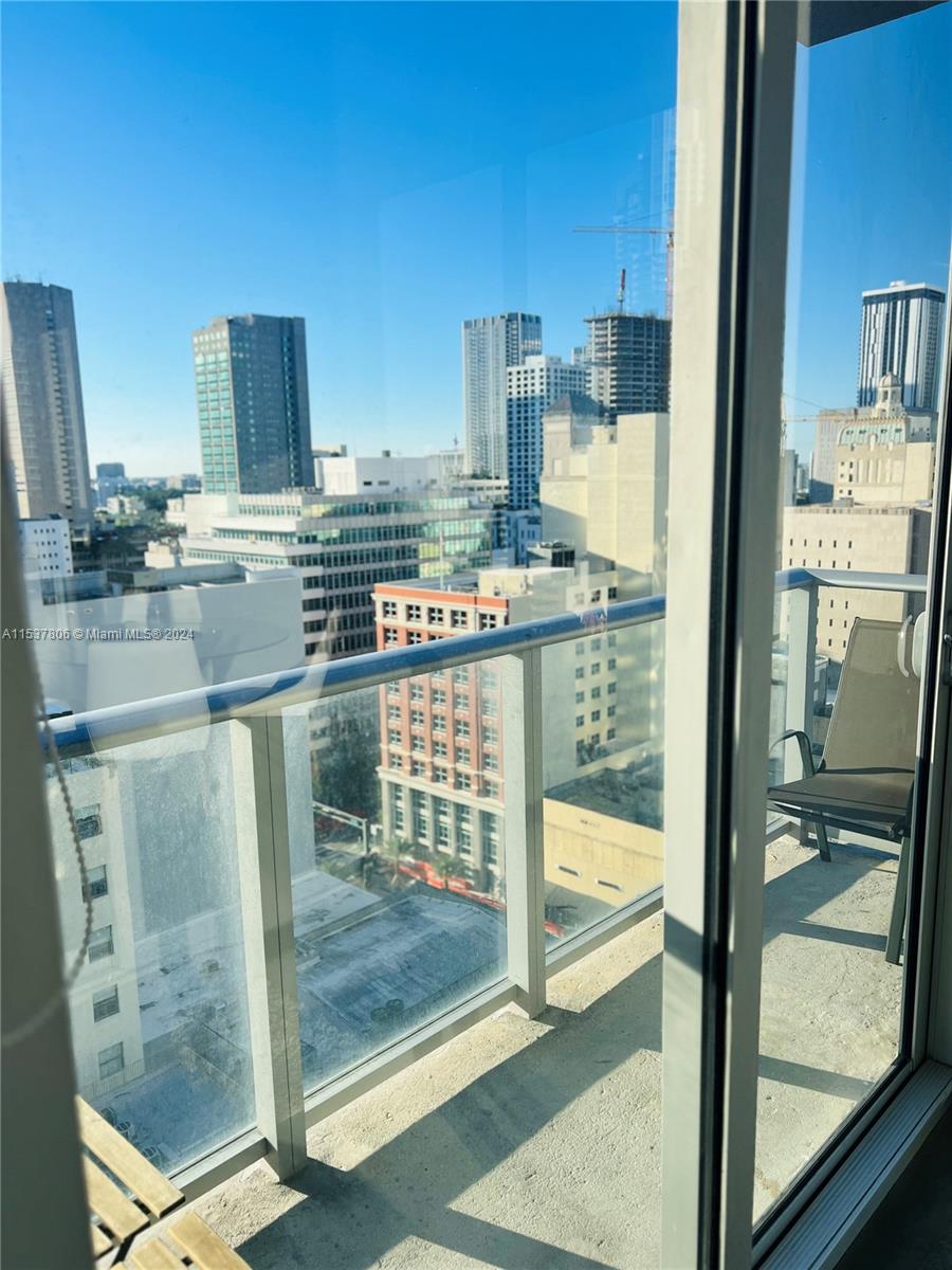 151 SE 1st St 1610, Miami, Florida 33131, 1 Bedroom Bedrooms, ,1 BathroomBathrooms,Residential,For Sale,151 SE 1st St 1610,A11537806