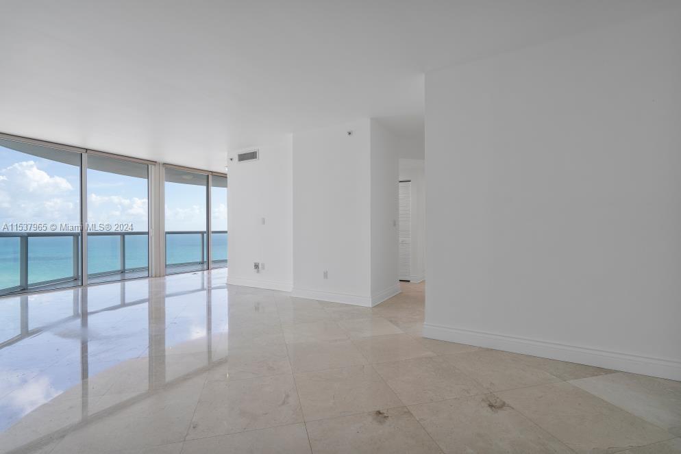 6365 Collins Ave 3309, Miami Beach, Florida 33141, 2 Bedrooms Bedrooms, ,2 BathroomsBathrooms,Residentiallease,For Rent,6365 Collins Ave 3309,A11537965