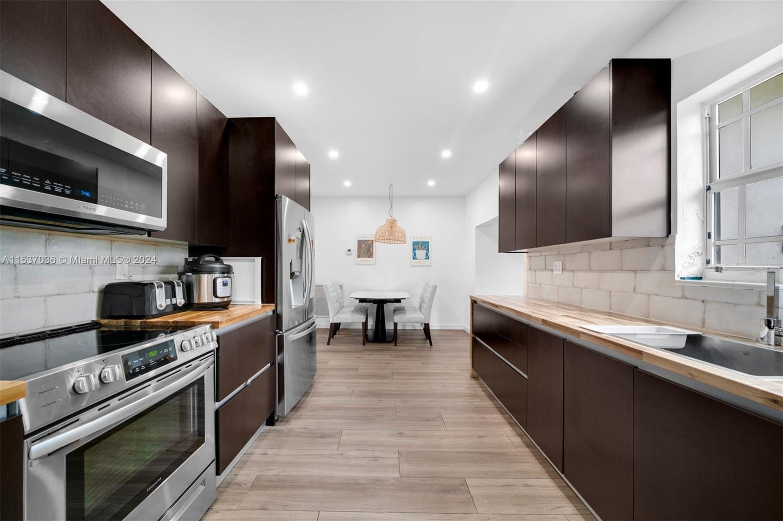 9816 N Miami Ave, Miami Shores, Florida 33150, 3 Bedrooms Bedrooms, ,2 BathroomsBathrooms,Residentiallease,For Rent,9816 N Miami Ave,A11537036