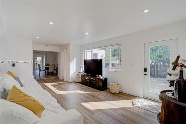 9816 N Miami Ave, Miami Shores, Florida 33150, 3 Bedrooms Bedrooms, ,2 BathroomsBathrooms,Residentiallease,For Rent,9816 N Miami Ave,A11537036