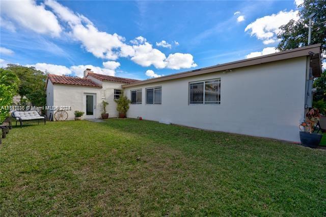 9816 N Miami Ave, Miami Shores, Florida 33150, 3 Bedrooms Bedrooms, ,2 BathroomsBathrooms,Residentiallease,For Rent,9816 N Miami Ave,A11537036