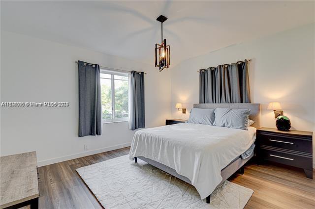 9816 N Miami Ave, Miami Shores, Florida 33150, 3 Bedrooms Bedrooms, ,2 BathroomsBathrooms,Residentiallease,For Rent,9816 N Miami Ave,A11537036