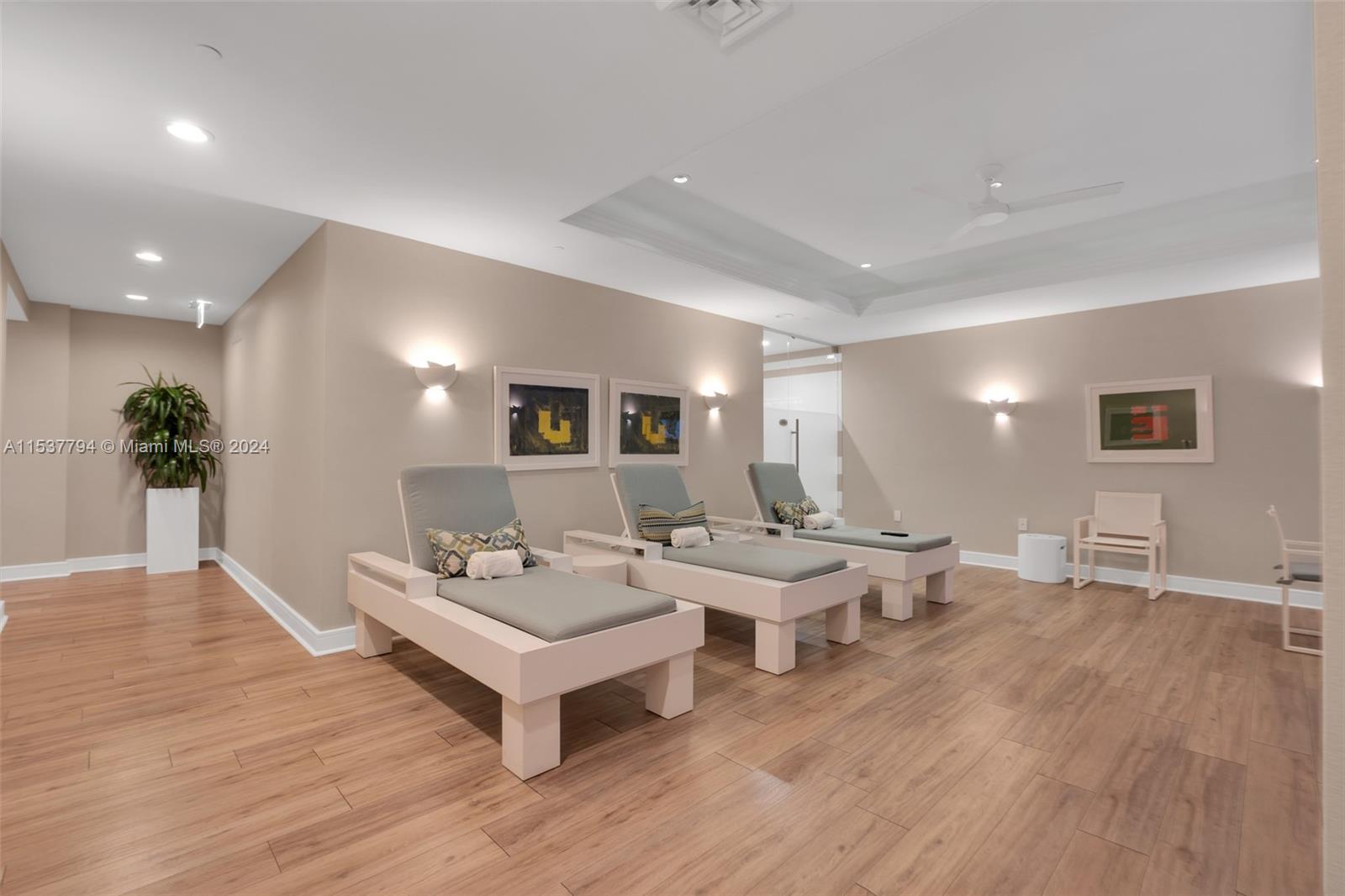 10101 Collins Ave, Bal Harbour, FL, 33154 United States, 2 Bedrooms Bedrooms, ,3 BathroomsBathrooms,Residential,For Sale,Collins Ave,A11537794