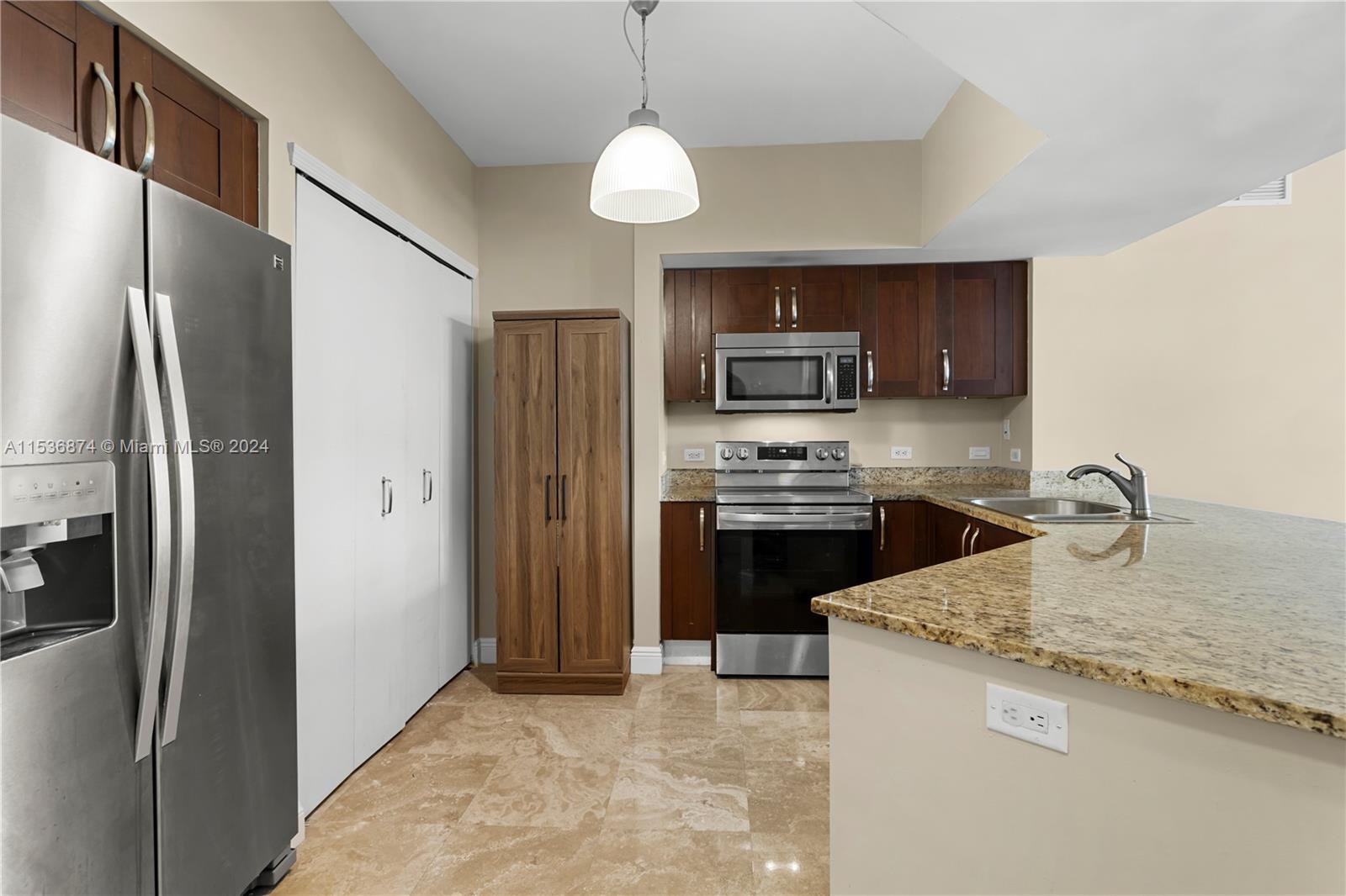 19900 E Country Club Dr 518, Aventura, Florida 33180, 2 Bedrooms Bedrooms, ,2 BathroomsBathrooms,Residential,For Sale,19900 E Country Club Dr 518,A11536874