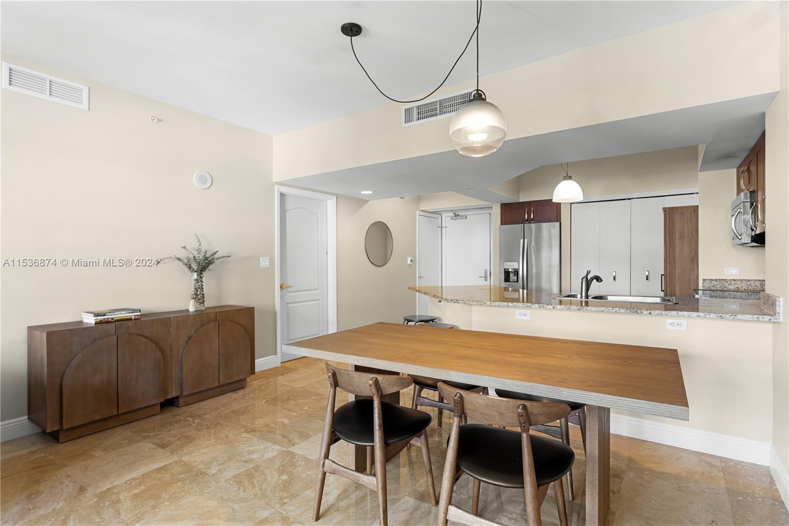 19900 E Country Club Dr 518, Aventura, Florida 33180, 2 Bedrooms Bedrooms, ,2 BathroomsBathrooms,Residential,For Sale,19900 E Country Club Dr 518,A11536874