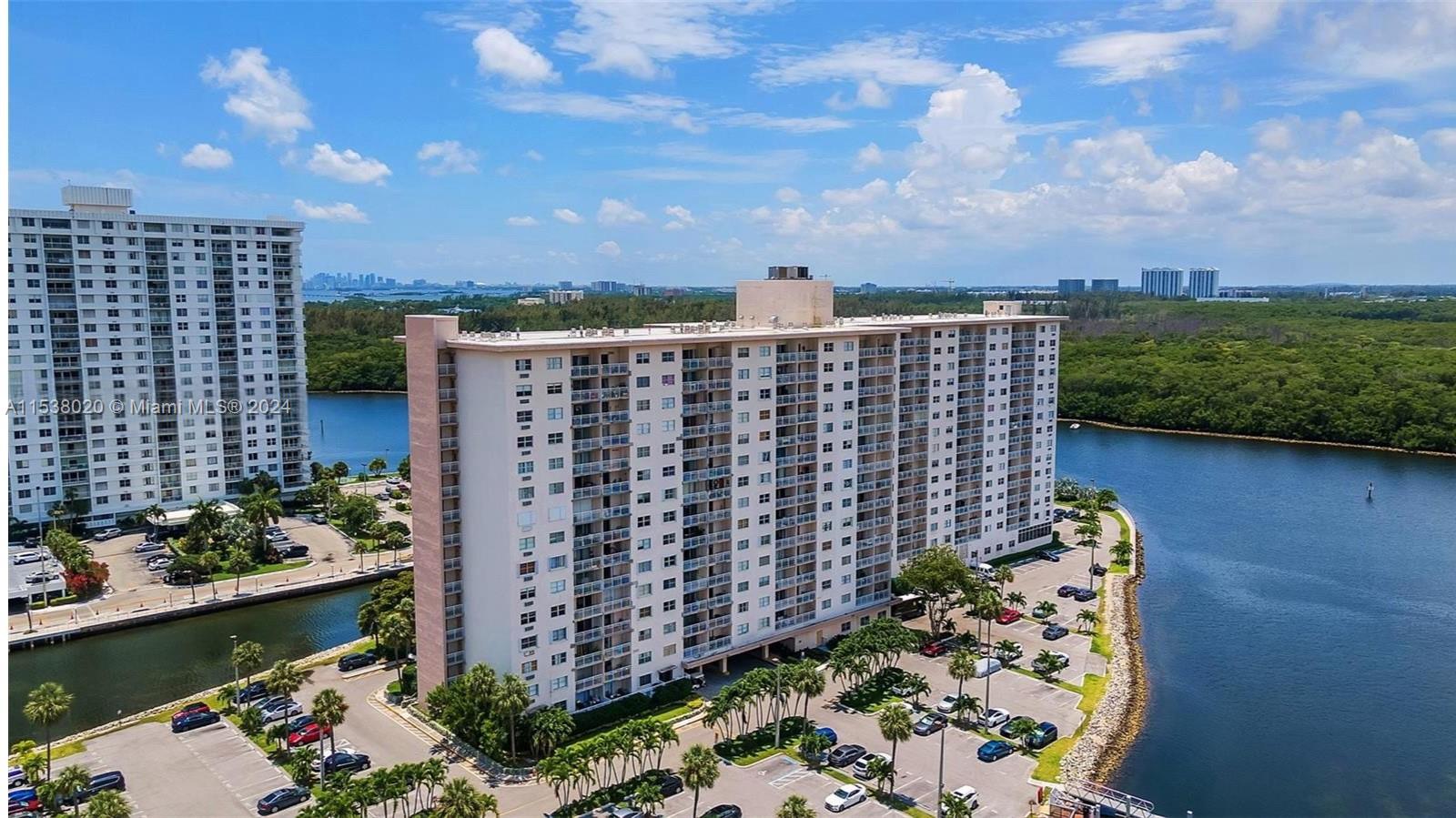 Sunny Isles Beach, FL, 33160 United States, 1 Bedroom Bedrooms, ,1 BathroomBathrooms,Residential,For Sale,A11538020